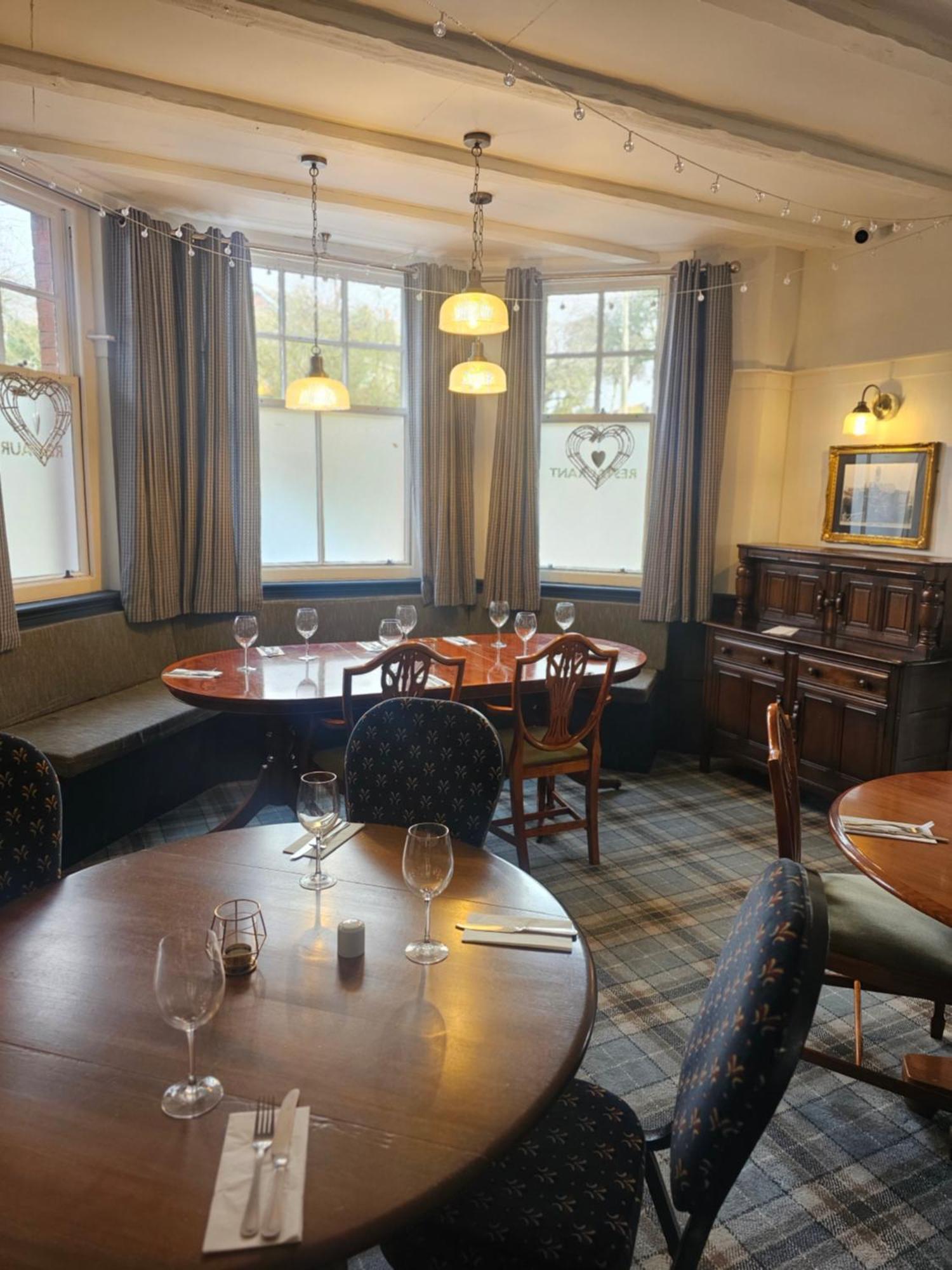 The Old Railway Hotel Porton Esterno foto